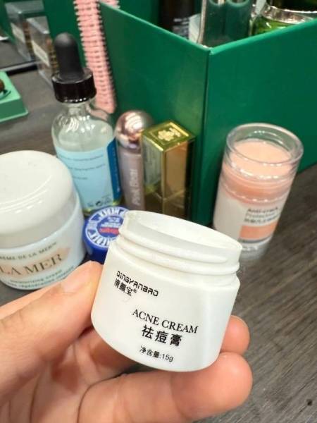 绝绝子！冷门但超神的祛痘好物！被它惊艳到了！