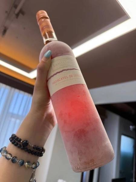 葡萄酒还能冷冻，真的好喝到起飞！