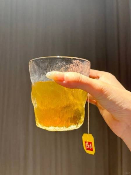 碧生源的这个减肥茶好神奇，我直接放肆吃喝