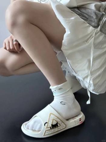 你小汁！招财猫拖鞋尊嘟太爱啦