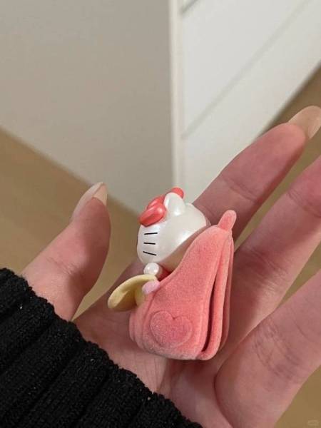 hellokitty宝宝背面一般 正面绝了，可爱晕了