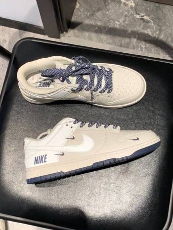 又心动了，美式复古 nike 小钩藏青小小标Dunk！