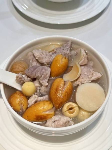盛夏补脾胃，这一碗黄皮瘦肉汤就够了