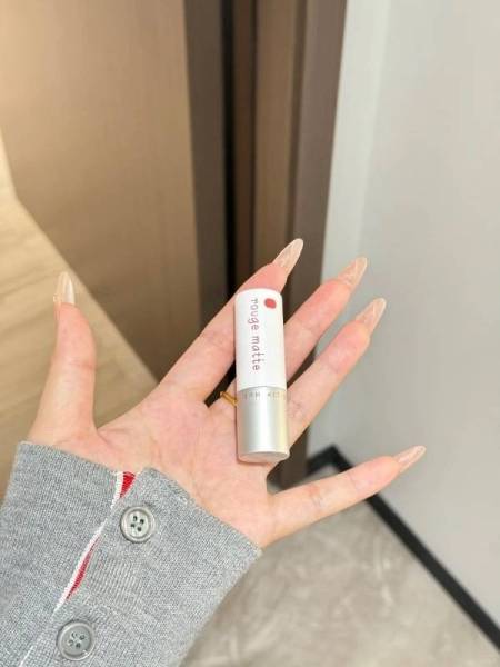 逛拼多多随手买的，真的好看死了！