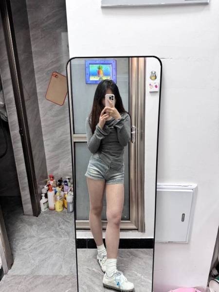 女大学生在线发声，这丑丑鞋就是好看
