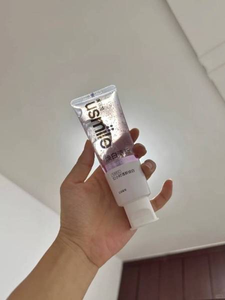 这牙膏真的是亲嘴神器