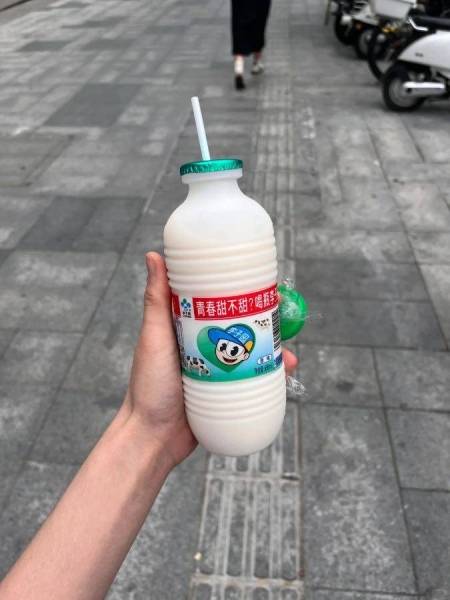 根本没办法抵挡李子园甜牛奶的诱惑