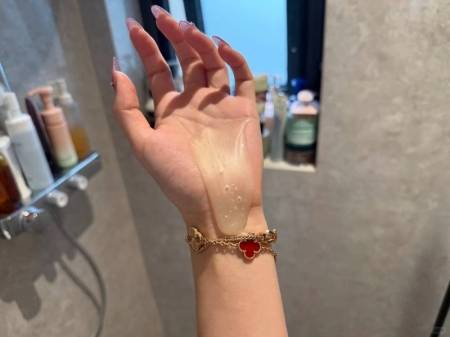 拉芳控油洗发水，30 的价格让我感觉到3000的效果