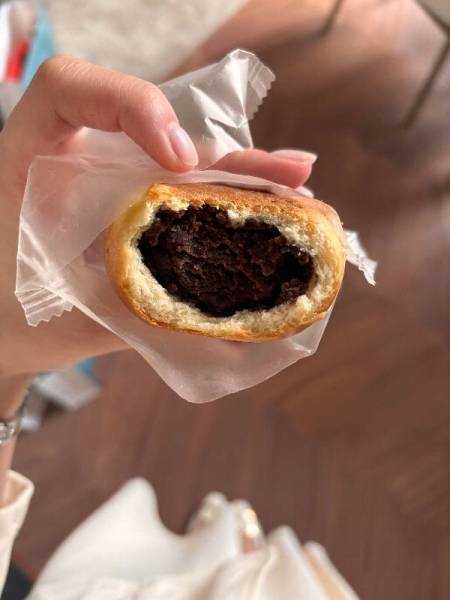 这个豆沙包，真的好吃到没有盆友